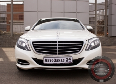 Mercedes-Benz W222 S400