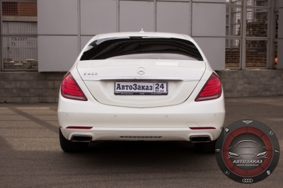 Mercedes-Benz W222 S400