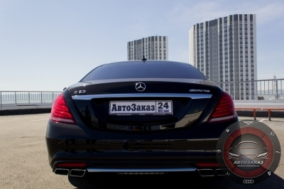 Mercedes-Benz W222 S63 AMG