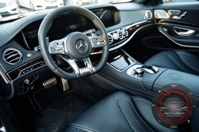 Mercedes-Benz W222 S63 AMG