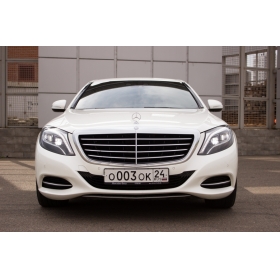 Mercedes-Benz W222 S400